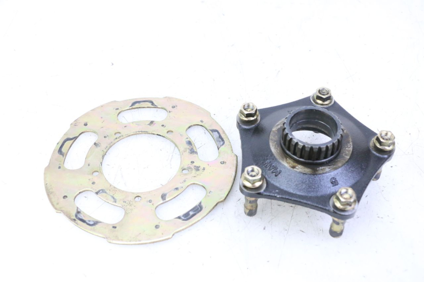 photo de REAR WHEEL HUB HONDA NTV DEAUVILLE 650 (2001 - 2006)