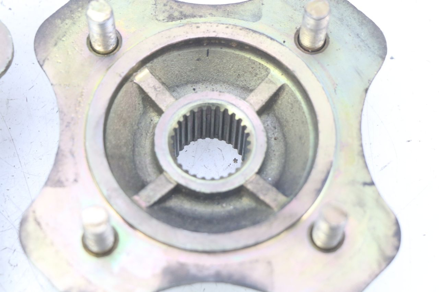 photo de REAR WHEEL HUB SPY RACING F3 350 (2015 - 2022)