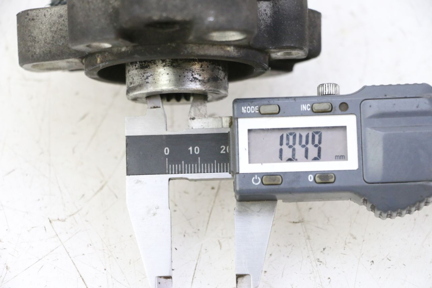 photo de REAR WHEEL HUB PEUGEOT SATELIS 125 (2010 - 2012)