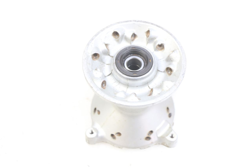 photo de FRONT WHEEL HUB HONDA CR 80 (2001 - 2003)