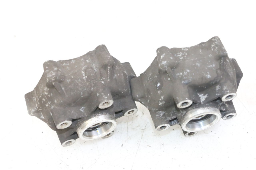 photo de FRONT WHEEL HUB PIAGGIO IE MP3 YOURBAN 300 (2011 - 2016)