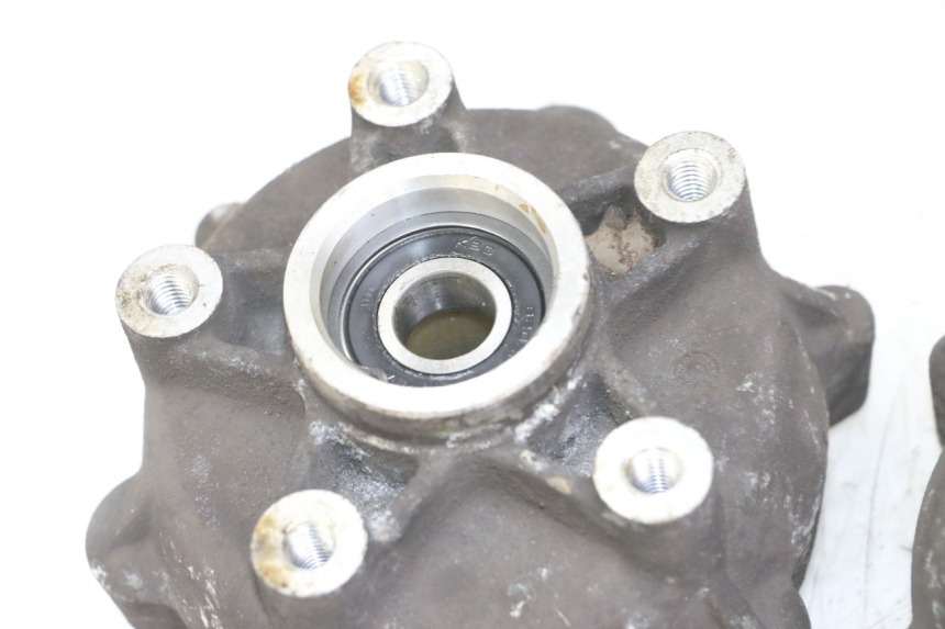 photo de FRONT WHEEL HUB PIAGGIO IE MP3 YOURBAN 300 (2011 - 2016)