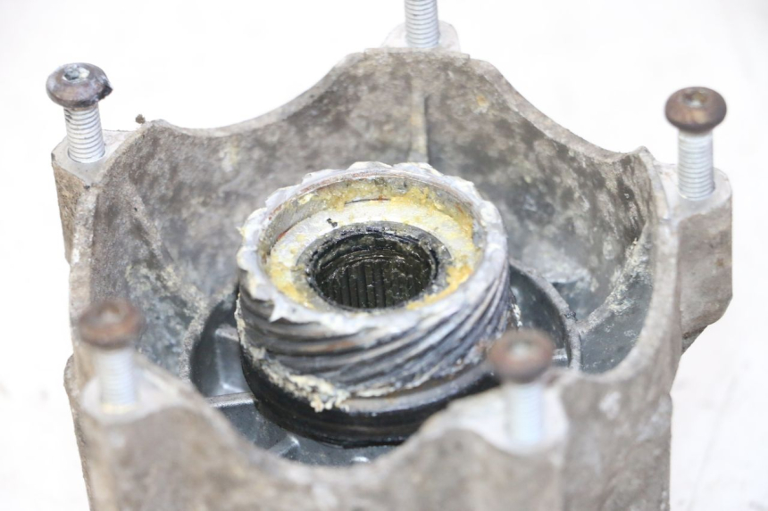 photo de FRONT WHEEL HUB PIAGGIO LXV 4T 50 (2009 - 2013)