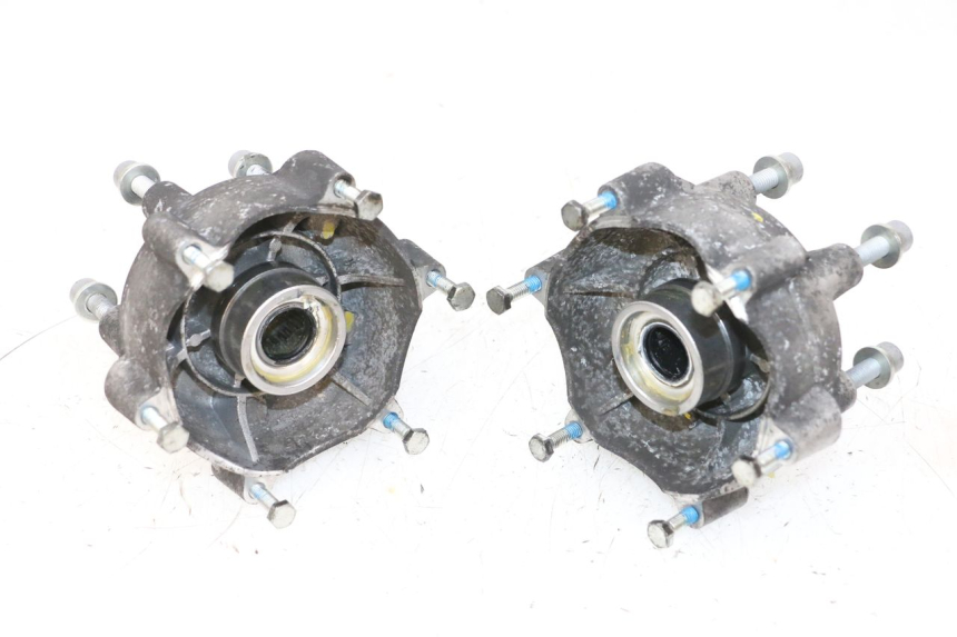 photo de FRONT WHEEL HUB PIAGGIO MP3 HPE 300 (2019 - 2026) - Main view