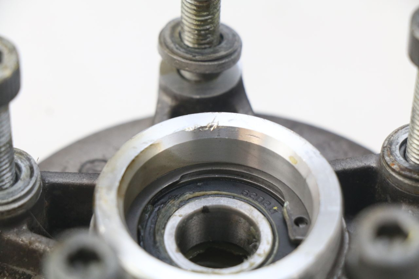 photo de FRONT WHEEL HUB PIAGGIO MP3 500 (2014 - 2016)