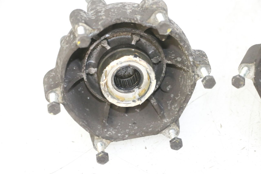 photo de FRONT WHEEL HUB PIAGGIO MP3 500 (2011 - 2015)