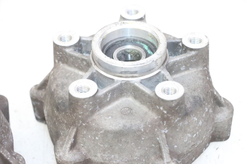 photo de FRONT WHEEL HUB PIAGGIO MP3 500 (2014 - 2016)