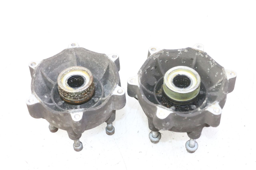 photo de FRONT WHEEL HUB PIAGGIO MP3 RL 250 (2007 - 2010)