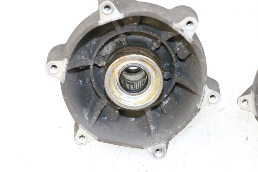 photo de FRONT WHEEL HUB PIAGGIO MP3 LT 400 (2007 - 2012)