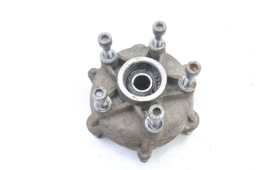 photo de FRONT WHEEL HUB PIAGGIO VESPA GRANTURISMO 125 (2003 - 2007)
