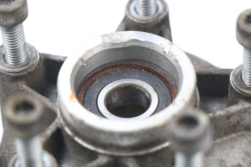 photo de FRONT WHEEL HUB PIAGGIO PRIMAVERA 125 (2013 - 2021) - Component detail