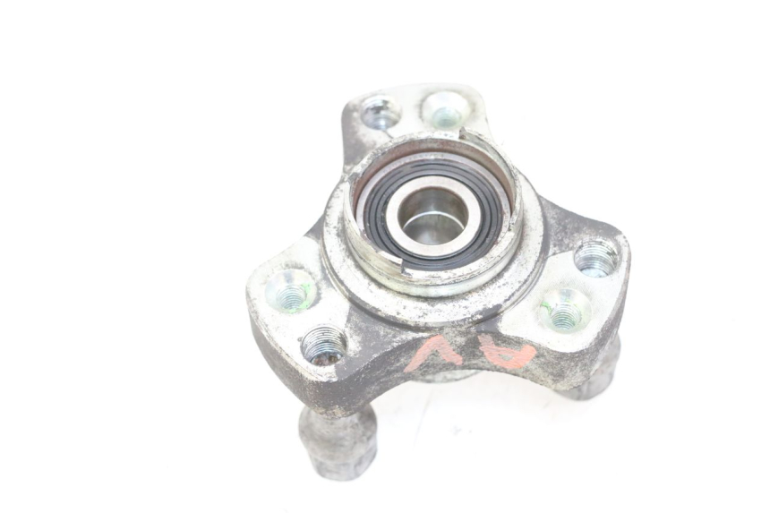 photo de FRONT WHEEL HUB PEUGEOT SPEEDFIGHT 2 LC 50 (2000 - 2009)