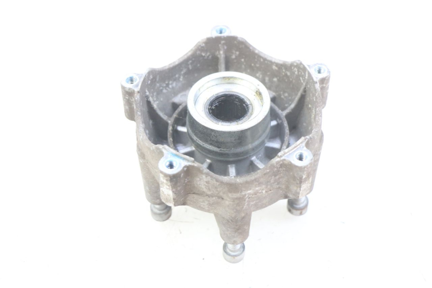 photo de FRONT WHEEL HUB PIAGGIO VESPA PRIMAVERA 2T 50 (2013 - 2018)