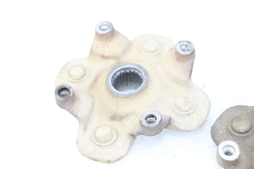photo de FRONT WHEEL HUB YAMAHA YFM GRIZZLY 550 (2008 - 2015)