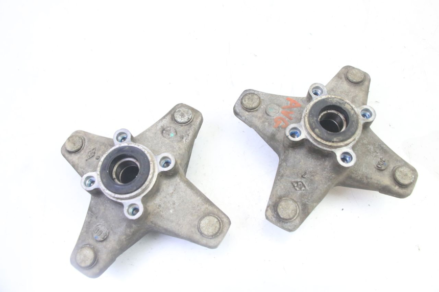 photo de FRONT WHEEL HUB YAMAHA YFM R RAPTOR 250 (2008 - 2014)