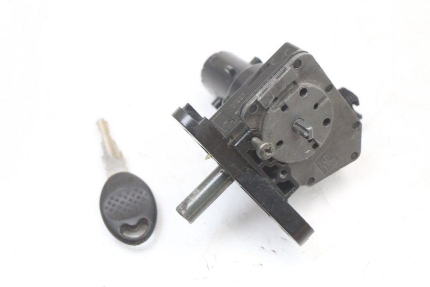 photo de IGNITION SWITCH APRILIA SCARABEO GT 125 (1999 - 2007)