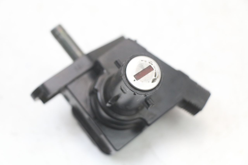 photo de IGNITION SWITCH APRILIA SCARABEO GT 125 (1999 - 2007)