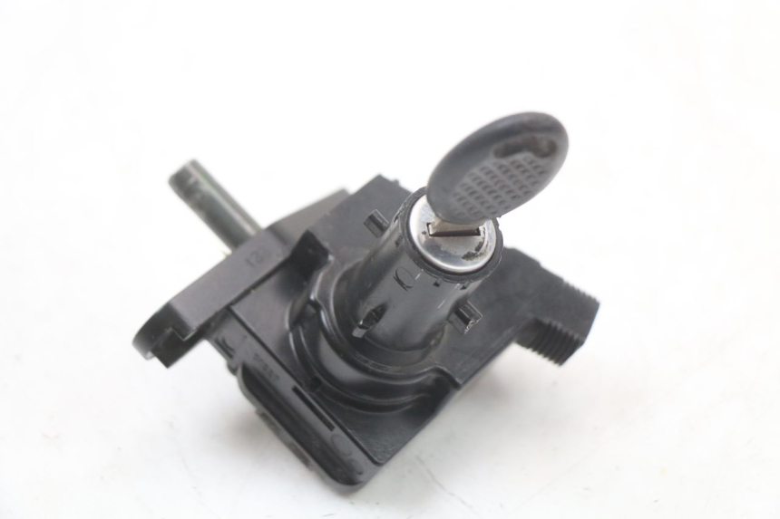 photo de IGNITION SWITCH APRILIA SCARABEO GT 125 (1999 - 2007)