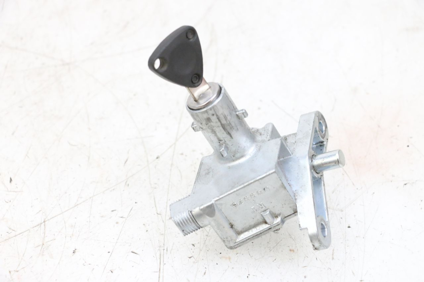 photo de IGNITION SWITCH MBK BOOSTER SPIRIT NAKED 50 (2004 - 2017) - Component detail