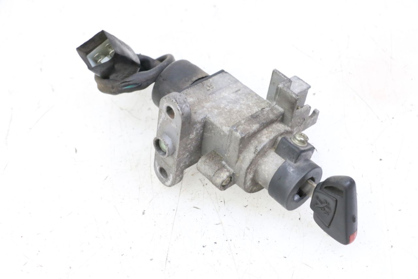 photo de IGNITION SWITCH PEUGEOT CITYSTAR 50 (2013 - 2017)