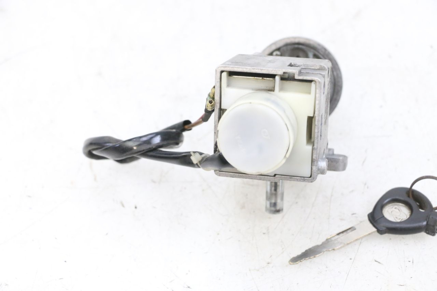photo de IGNITION SWITCH MBK FLIPPER 115 (2013 - 2017) - Technical close-up
