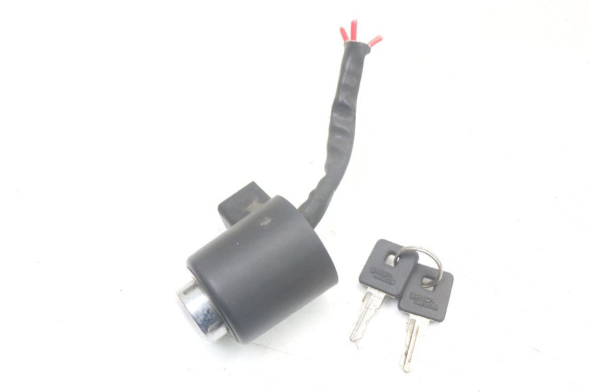 photo de IGNITION SWITCH HARLEY DAVIDSON SPORTSTER XL CUSTOM 883 (1999 - 2006)