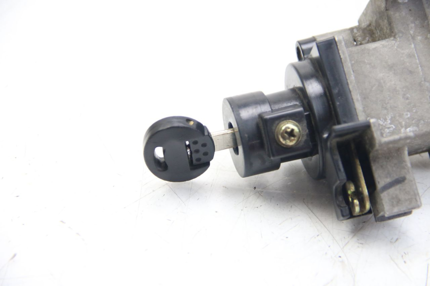 photo de IGNITION SWITCH PEUGEOT KISBEE 4T 50 (2018 - 2022)