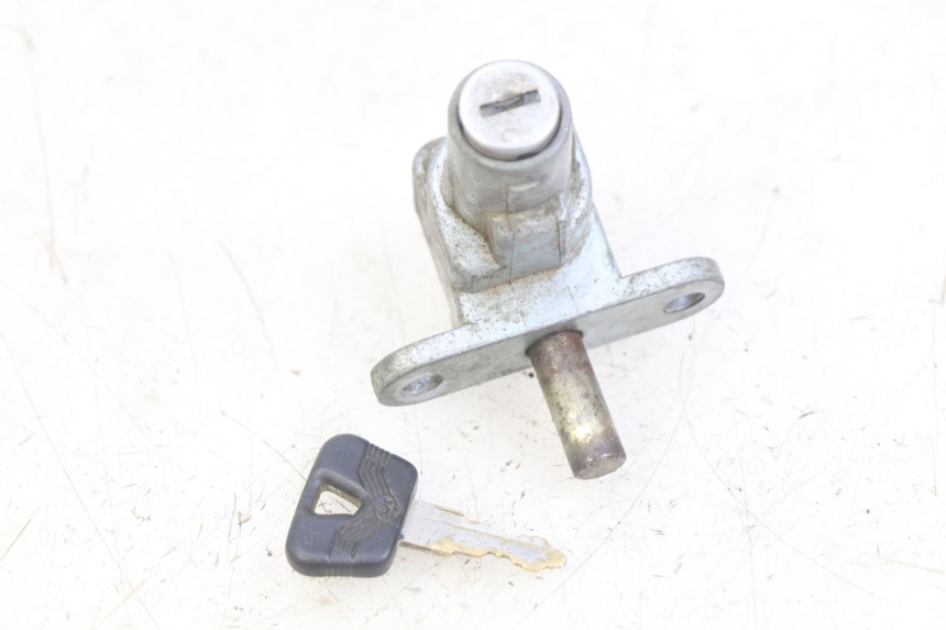 photo de IGNITION SWITCH MBK BOOSTER SPIRIT 50 (1999 - 2003)