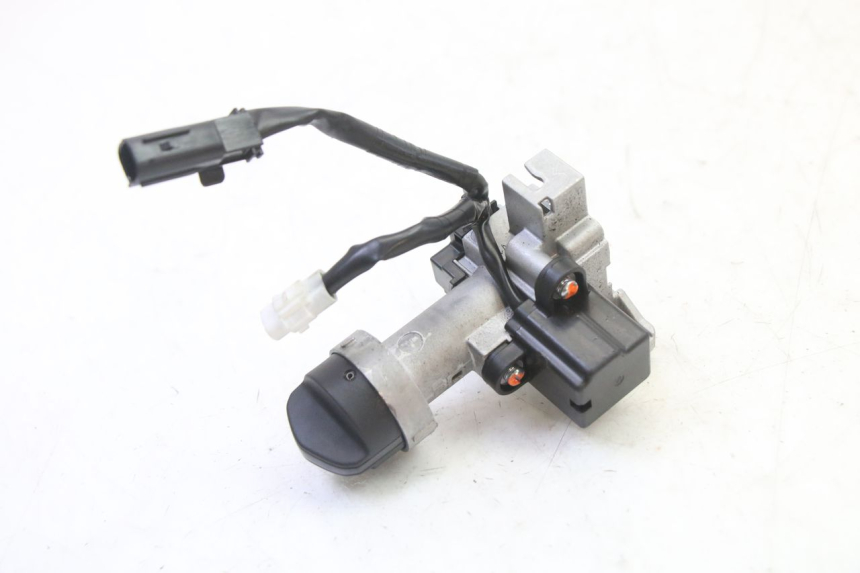 photo de IGNITION SWITCH PIAGGIO MP3 HPE 310 (2024 - 2025)