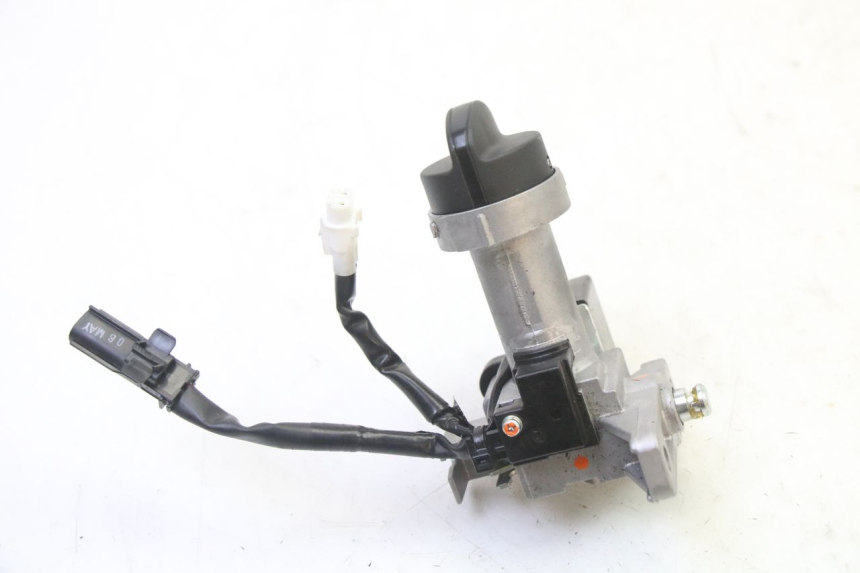 photo de IGNITION SWITCH PIAGGIO MP3 HPE 310 (2024 - 2025)