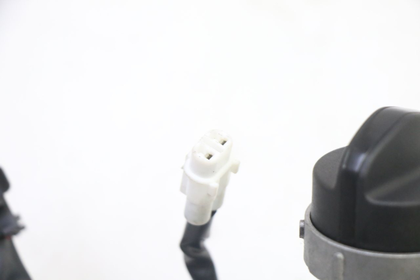 photo de IGNITION SWITCH PIAGGIO MP3 HPE 310 (2024 - 2025)