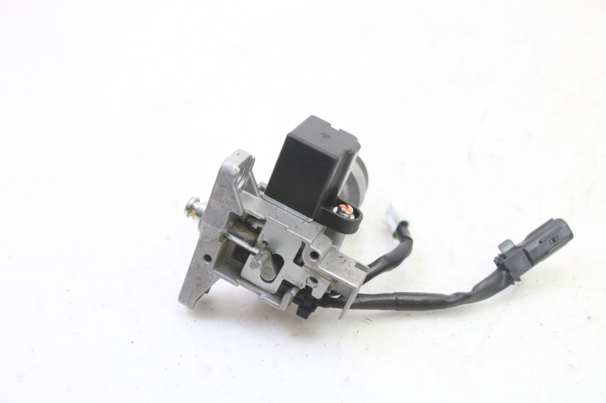 photo de IGNITION SWITCH PIAGGIO MP3 HPE 310 (2024 - 2025)