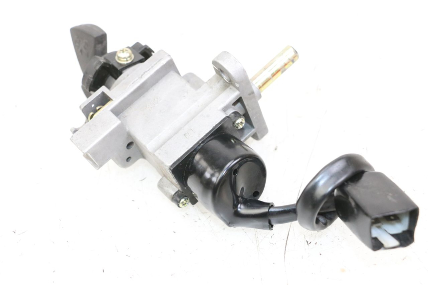 photo de IGNITION SWITCH PEUGEOT E-VIVACITY 1 (2012 - 2018)