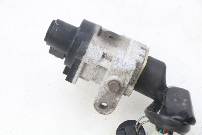 photo de IGNITION SWITCH PEUGEOT KISBEE 2T 50 (2010 - 2017)