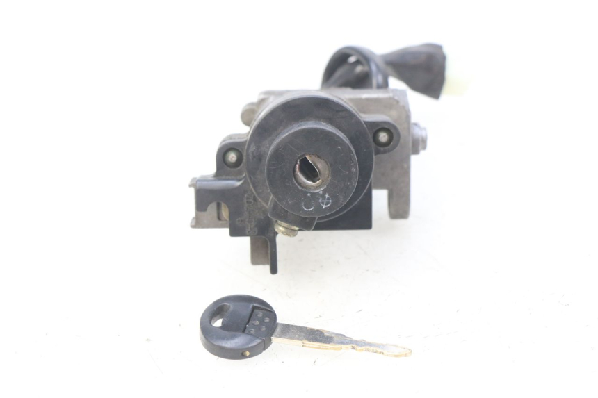 photo de IGNITION SWITCH PEUGEOT KISBEE 4T 50 (2010 - 2017)