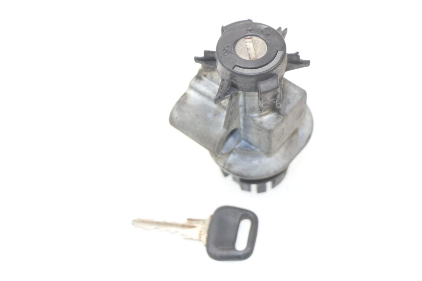 photo de IGNITION SWITCH PEUGEOT SPEEDFIGHT LC 50 (1996 - 2002)