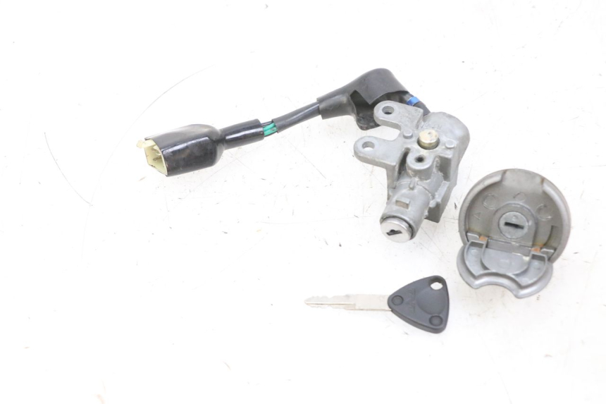 photo de IGNITION SWITCH TNT MOTOR ROMA 10' 4T 50 (2019 - 2022) - Alternative perspective
