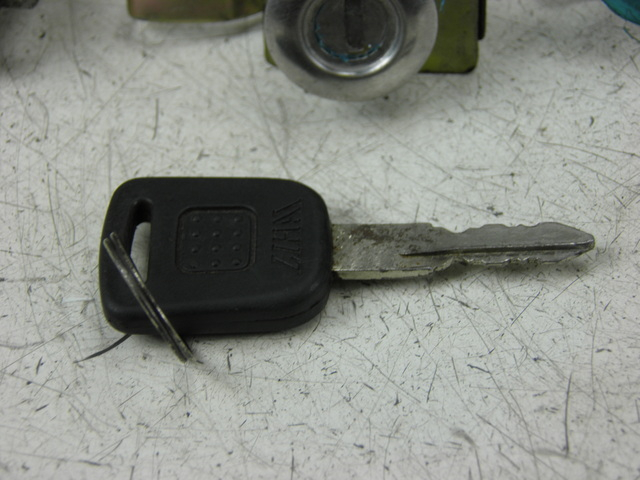 photo de IGNITION SWITCH SWEET ELEC SWEET RACER TOB BOY 1 (2009 - 2012)