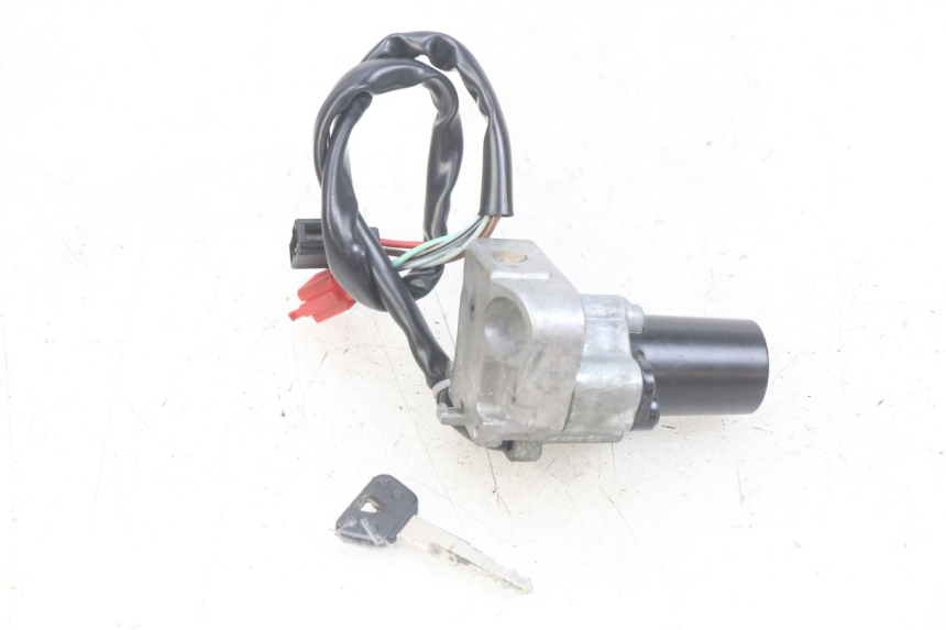 photo de IGNITION SWITCH YAMAHA FZS FAZER 600 (1998 - 2001)