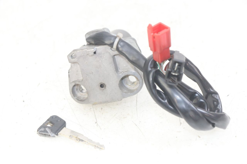 photo de IGNITION SWITCH YAMAHA FZS FAZER 600 (1998 - 2001)