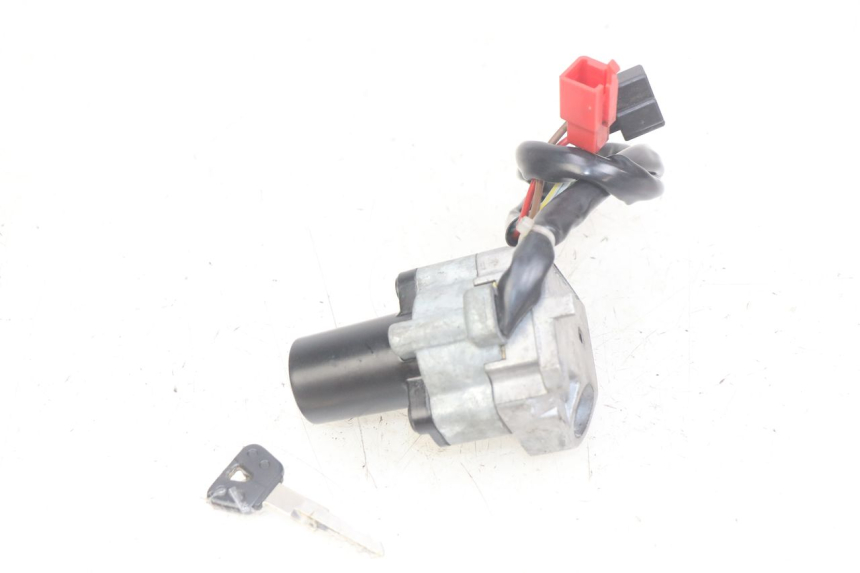 photo de IGNITION SWITCH YAMAHA FZS FAZER 600 (1998 - 2001)