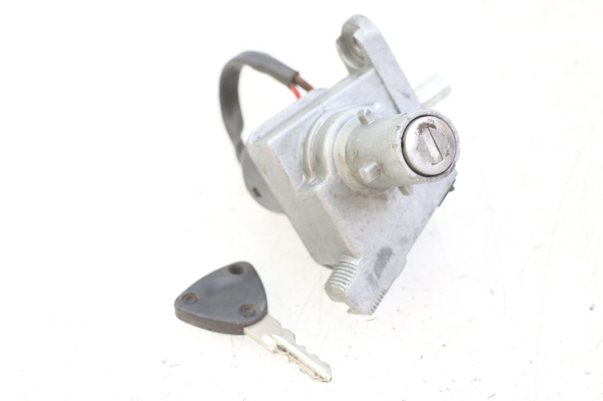 photo de IGNITION SWITCH YAMAHA NEO'S 4T 50 (2008 - 2016)