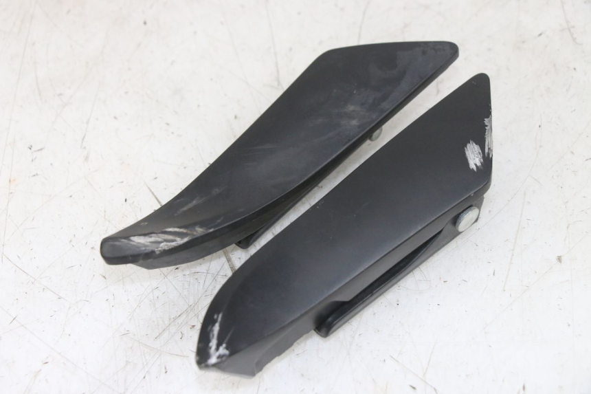 photo de PAIR OF REAR FOOTRESTS APRILIA SXR 50 (2021 - 2023)