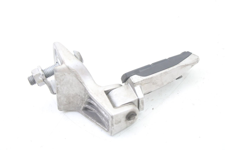 photo de PAIR REAR FOOTRESTS BMW C1 125 (2000 - 2003)