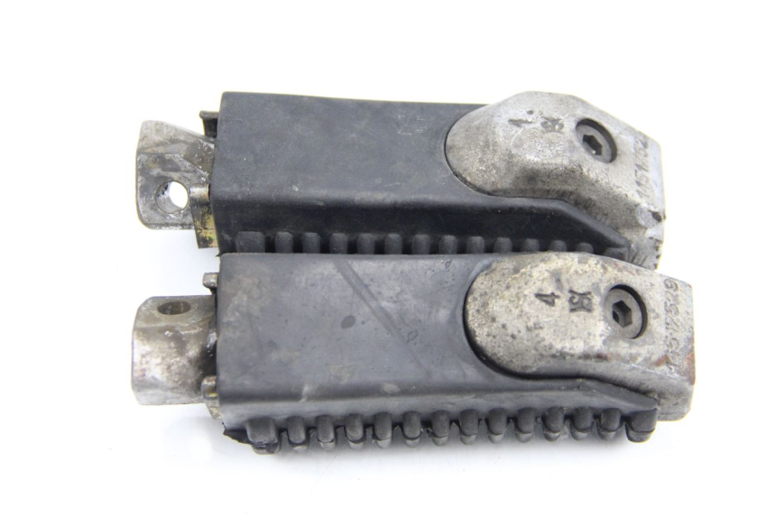 photo de PAIR REAR FOOTRESTS BMW K100 1000 (1982 - 1990)
