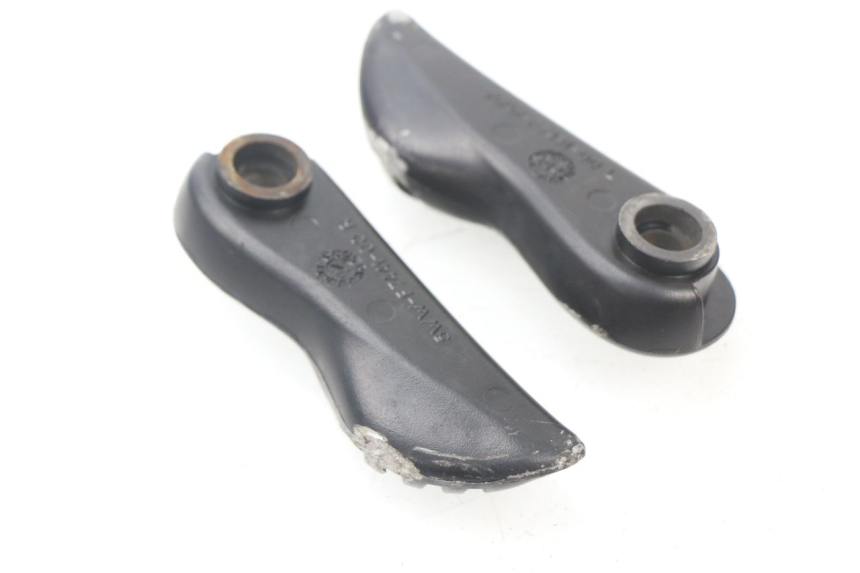 photo de PAIR OF REAR FOOTRESTS MBK BOOSTER SPIRIT 50 (2004 - 2017)