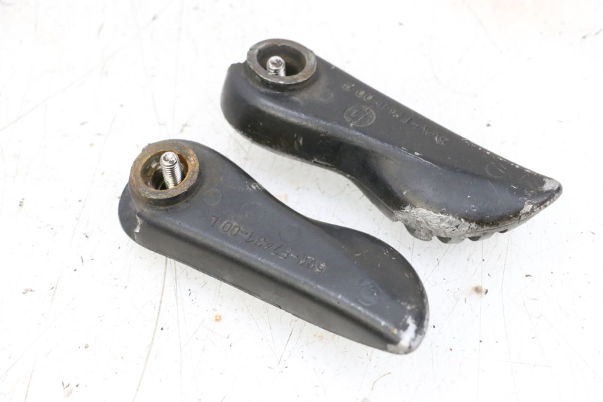 photo de PAIR OF REAR FOOTRESTS MBK BOOSTER SPIRIT NAKED 50 (2004 - 2017) - Product overview