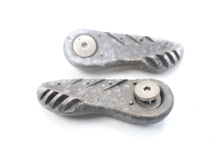 photo de PAIR OF REAR FOOTRESTS YAMAHA BW'S EASY 50 (2013 - 2016)