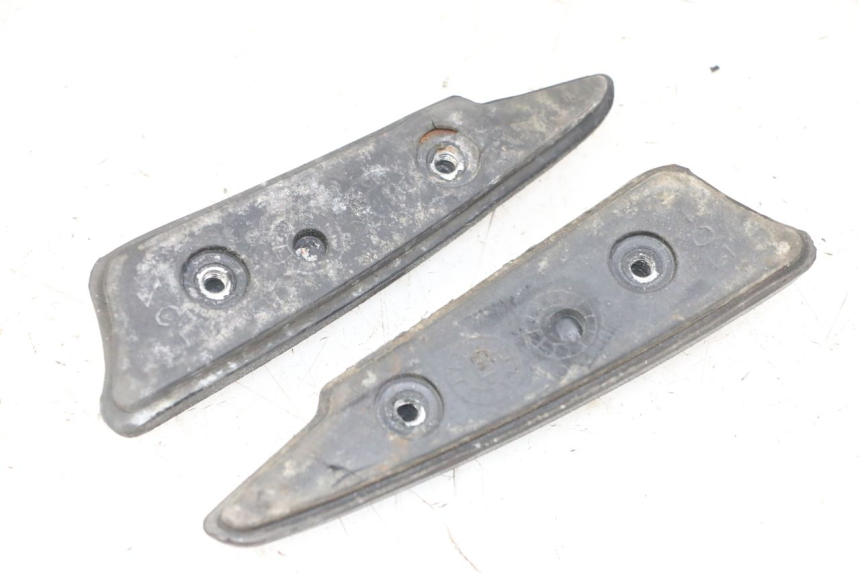 photo de PAIR OF REAR FOOTRESTS PEUGEOT CITYSTAR 50 (2013 - 2017)