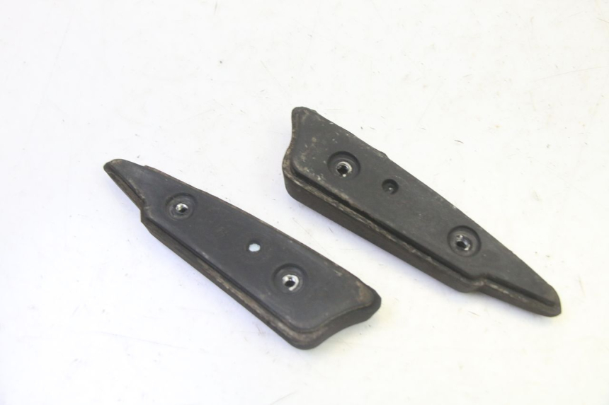 photo de PAIR OF REAR FOOTRESTS PEUGEOT CITYSTAR 50 (2013 - 2017)